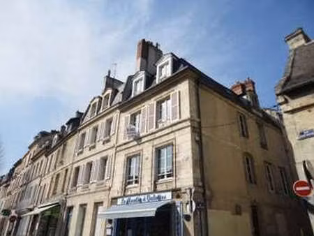 location appartement 3 pièces à caen (14000) : à louer 3 pièces / 39m² caen