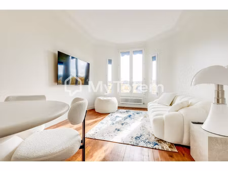 appartement d'exception 3 pièces vue dégagée sur la sein