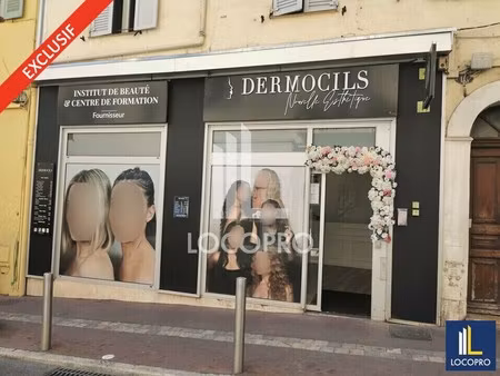 location commerce cannes 06400 45m²