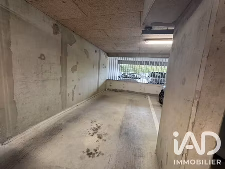 vente parking 15 m²