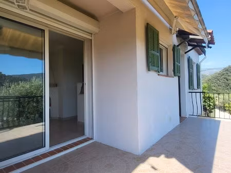haut de villa f3 - terrasse  jardin et cave - cantaron