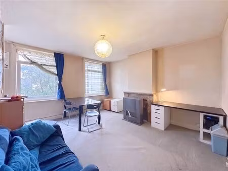 appartement à vendre à chaussée d'alsemberg 64 saint-gilles (vbe41196)