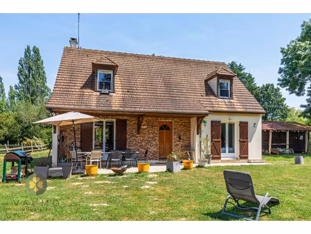 maison de village 5pièce(s) 4chambre(s) 155 m² gambais (78950)