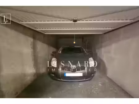 vente garage 13 m² vallauris (06220)