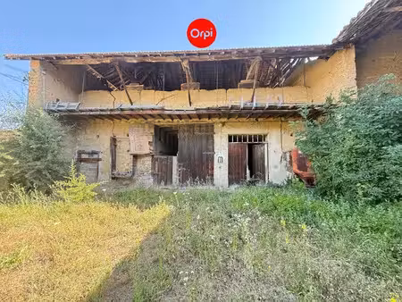 vente maison 3 pièces 355 m² à saint-etienne-de-saint-geoirs (38590)  89 000 €