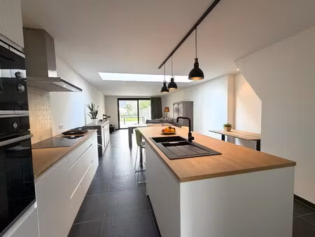huis te huur in lauwe met 2 slaapkamers