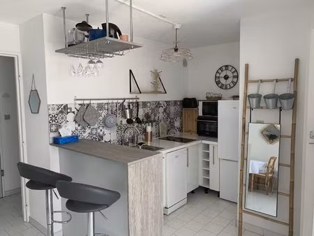 location appartement 2 pièces 29m² sete 34200