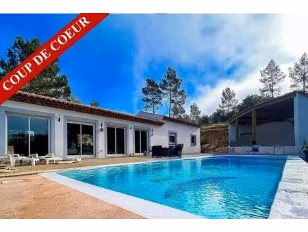 villa 3 chambres sur 26000 m² terrain avec piscine