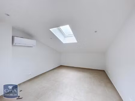 location appartement 1 pièce 22m² pommiers 69480