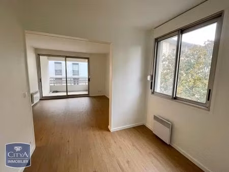 location appartement 1 pièce 32m² lyon 4ème