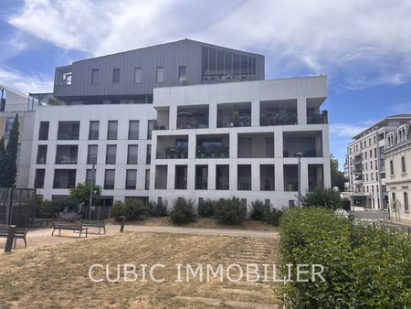 location appartement 3 pièces 69m² villefranche sur saone 69400