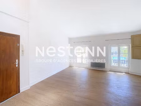 salon de provence - appartement t2 - proche toutes commodités - climatisation -