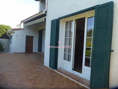 saint mitre les remparts proche centre village  villa t4/5 avec garage dependance  cave te