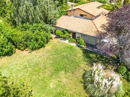 maison 6 pièces - 180 m²