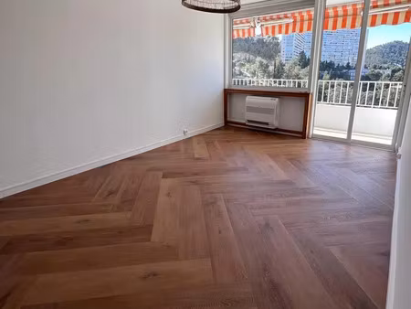 location appartement 4 pièces 71 m² à marseille 9 (13009)