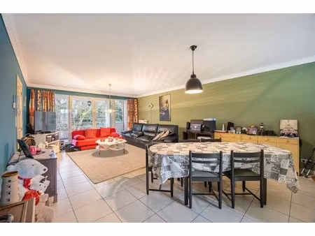 energiezuinig appartement met 2 slaapkamers en zeer ruim terras (50m²) in het centrum van 