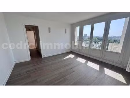 à louer - superbe appartement 3 pièces - orléans gare