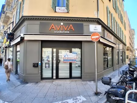 location commerce nice 06000 128m²