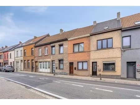instapklare woning met 4 slaapkamers en mooie tuin