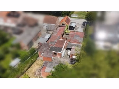 alleenstaande woning op een perceel van 2.254 m²