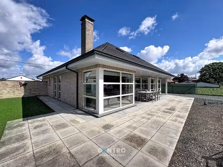 onmiddellijk instapklare woning met 4 slpks  bureel én zuidger. tuin!