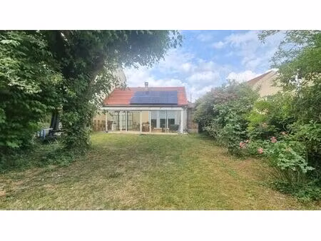 magnifique maison de 4 pièces avec jardin paysager et terrasse au cœur de montgeron