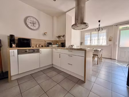 vente maison 5 pièces 92 m2 à neufchâtel-sur-aisne