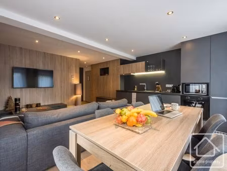 appartement de 2 chambres avec terrasse