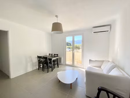 location appartement 3 pièces 56m² cassis 13260