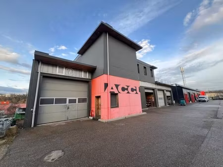 location entrepôt chasse sur rhone 38670 588m²
