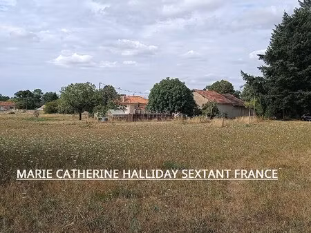 ferme restauree avec gout comprenant 2 gites sur 6700 m2 de terrain 15 mn de perigueux