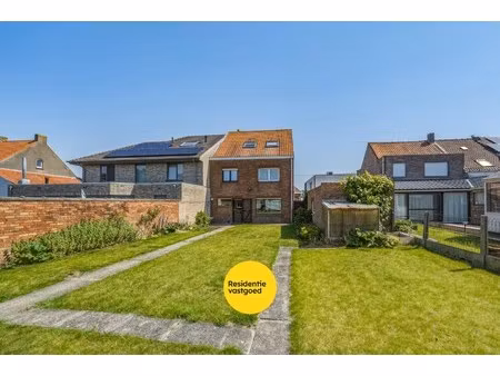 huis te koop in oudenburg met 4 slaapkamers