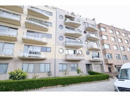 appartement à vendre avec terrasse et 3 chambres   molenbeek-saint-jean (vbe41035)