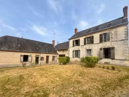 vente maison 6 pièces 220 m² à checy (45430)  286 200 €