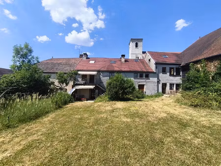 vente immeuble 384 m² saint-hilaire (25640)