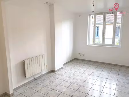 location appartement 2 pièces 42 m² à lyon 8 (69008)