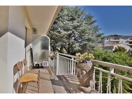 appartement 4 pieces avec garage et place de parking devant