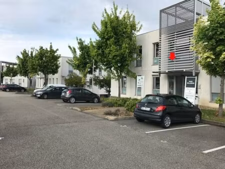 location bureaux 129 m²