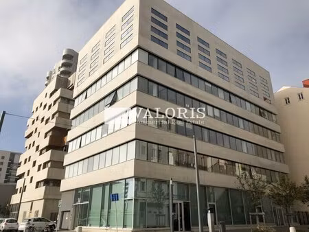 location bureaux 149 m² à 403 m²