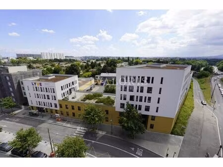 location bureaux 493 m²