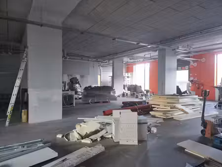 location commerce cergy 95000 408m²