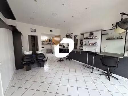 location commerce maurepas 78310 31m²