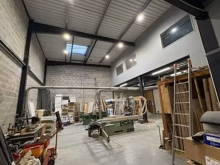 vente local d’activités la tour de salvagny 69890 496m²