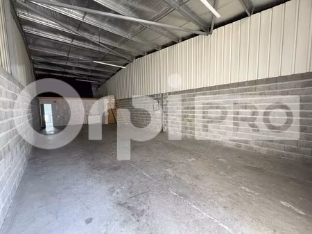 location local d’activités saint jean d illac 33127 111m²