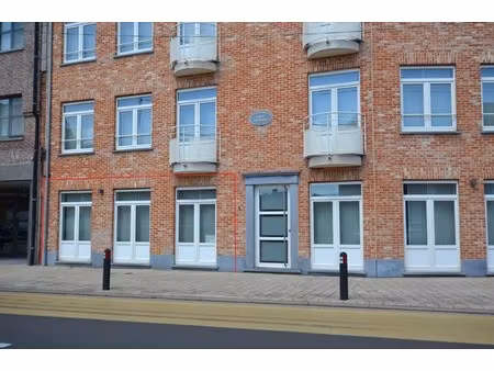 gelijkvloers appartement met 2 slaapkamers