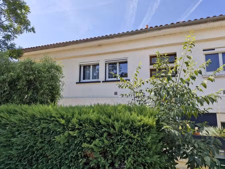 vente appartement 3 pièces  84.00m²  quint