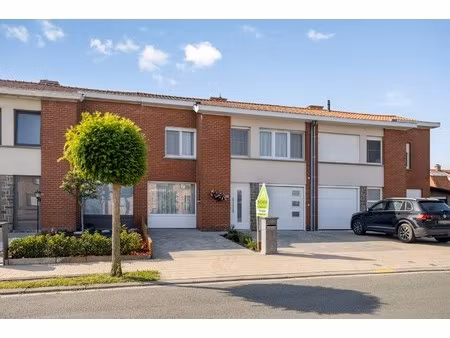 huis te koop in rollegem-kapelle met 4 slaapkamers