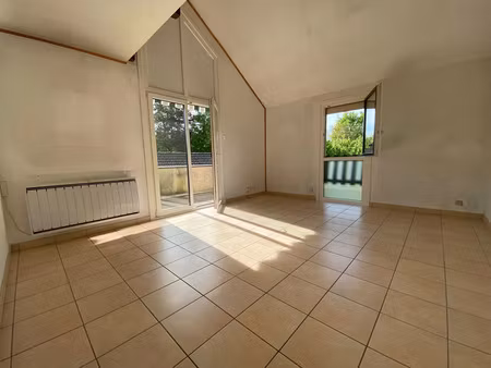 vente maison 5 pièces 94m2 montagny-les-lanches 74600 - 430000 € - surface privée