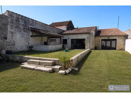 vente maison 6 pièces 190m2 pons 17800 - 294000 € - surface privée
