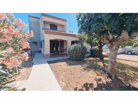 vente maison 6 pièces  200.00m²  balaruc